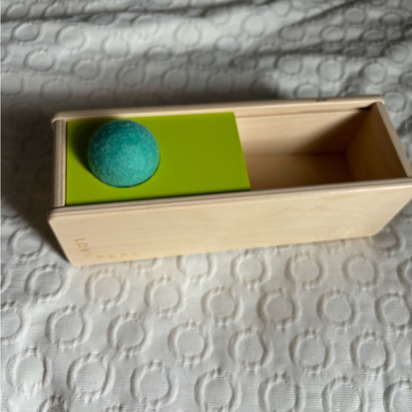 Lovevery The Thinker play kit (partial), months 11-12 - Picture 4 of 7